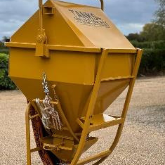CONCRETE SKIPS & WASHOUT FRAME (4)